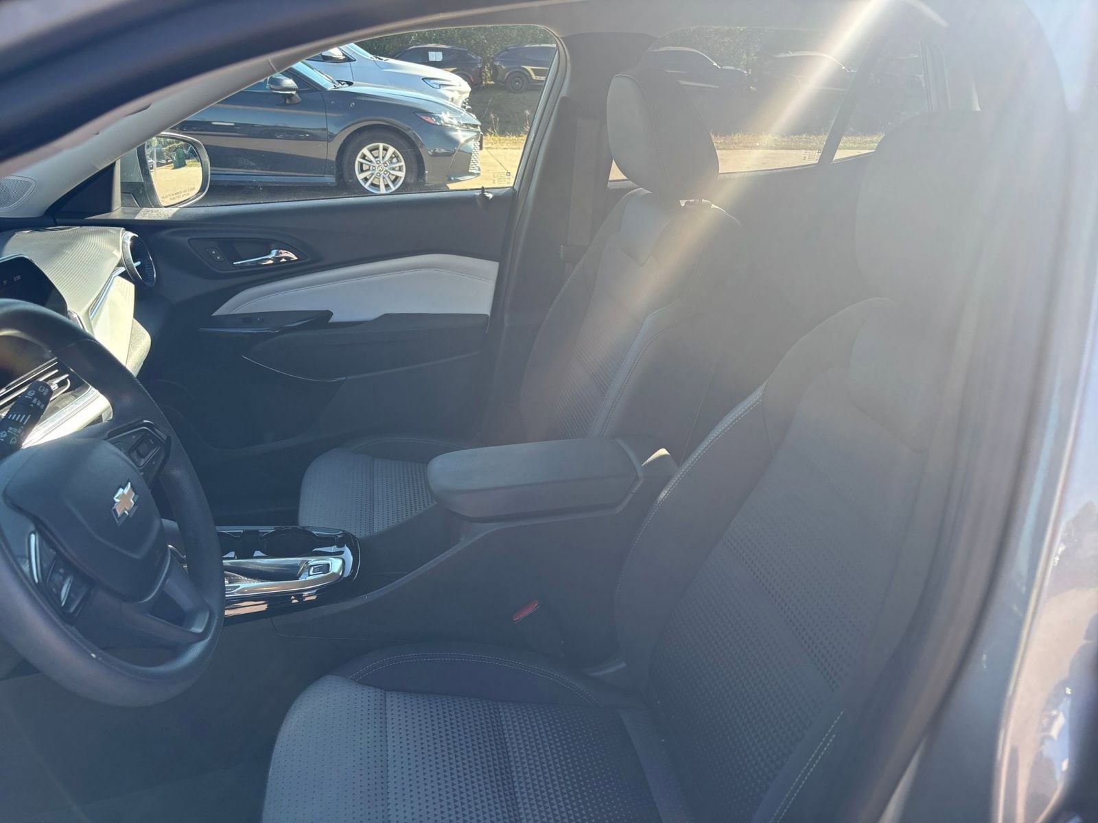 Thumbnail: 2025 Chevrolet Trax - 24