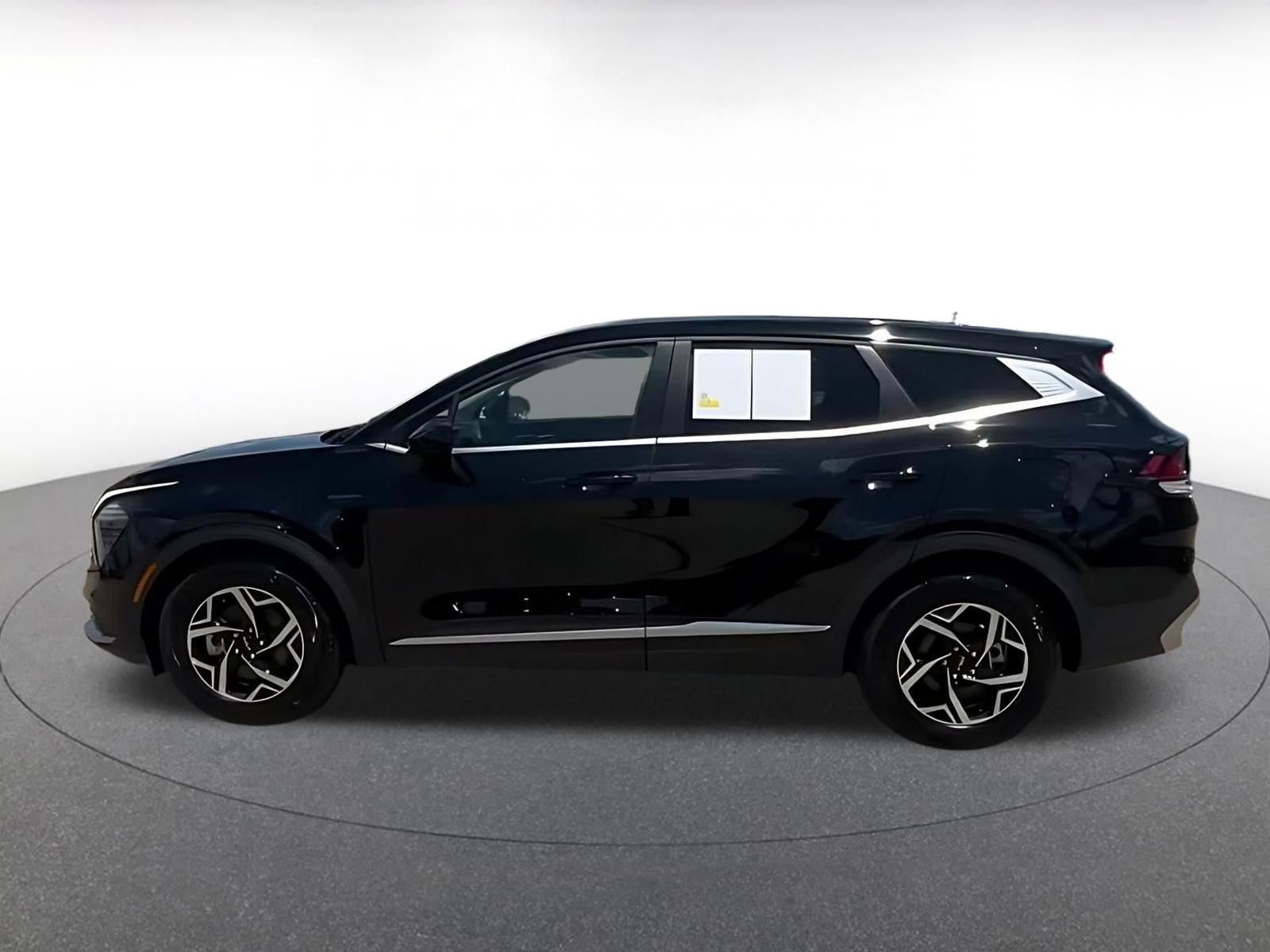 Thumbnail: 2025 Kia Sportage - 9