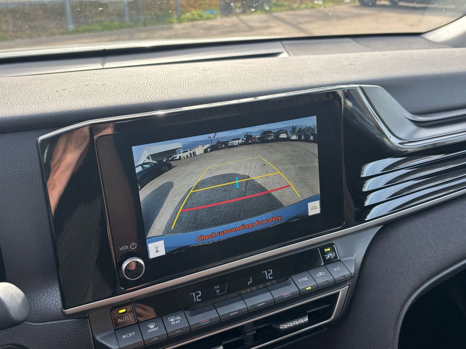 Thumbnail: 2025 Toyota Camry - 21