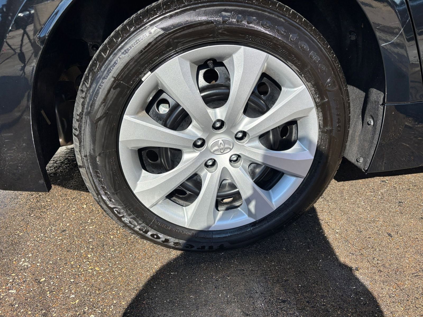 Thumbnail: 2025 Toyota Corolla - 28