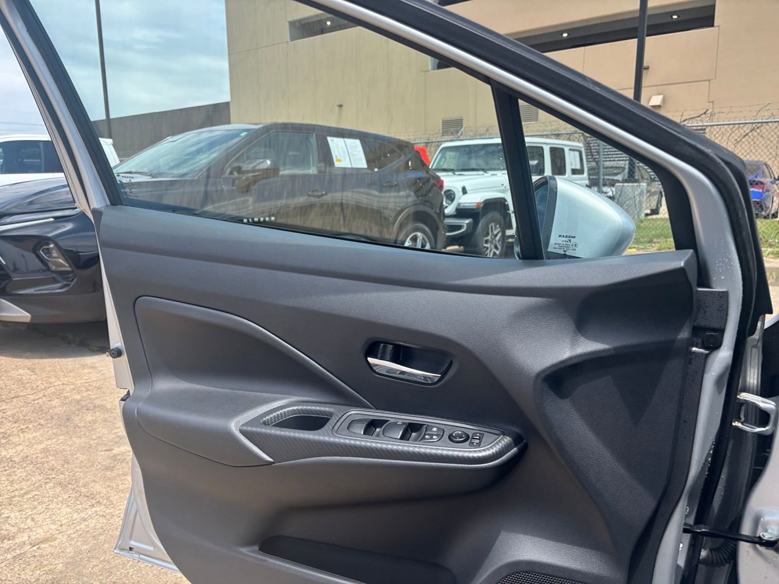 Thumbnail: 2025 Nissan Versa - 18