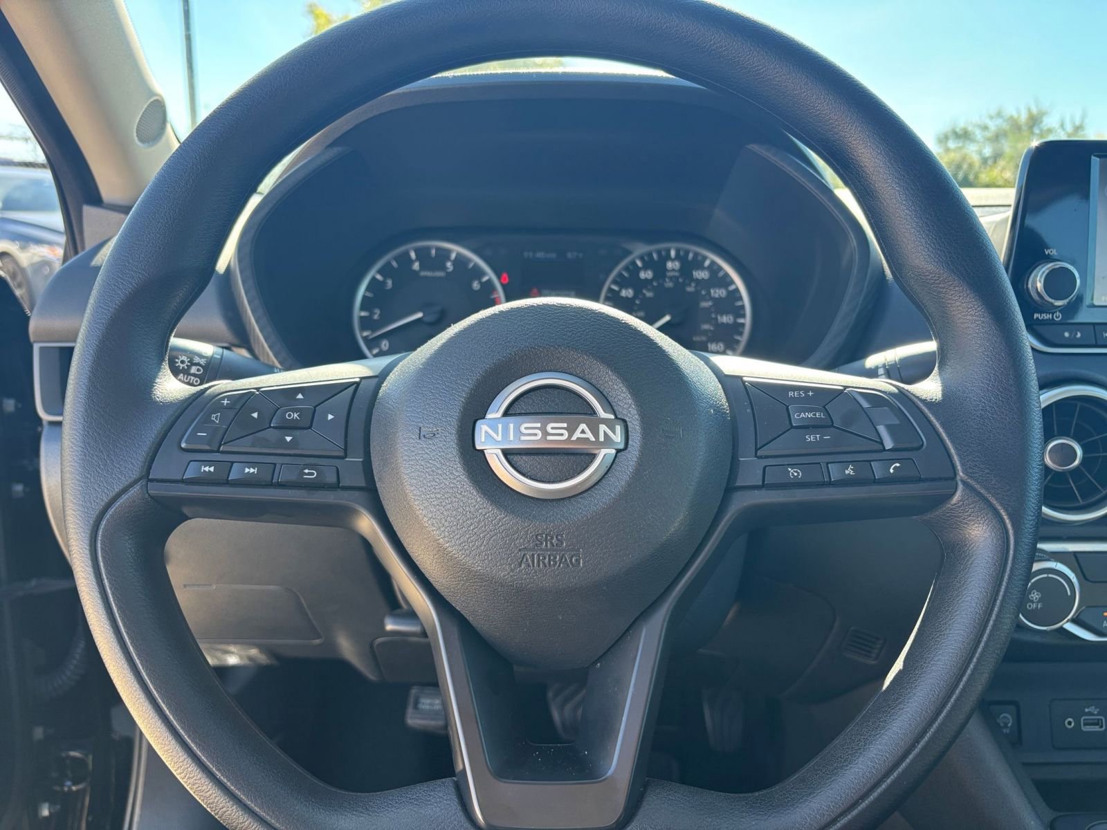 Thumbnail: 2025 Nissan Sentra - 25