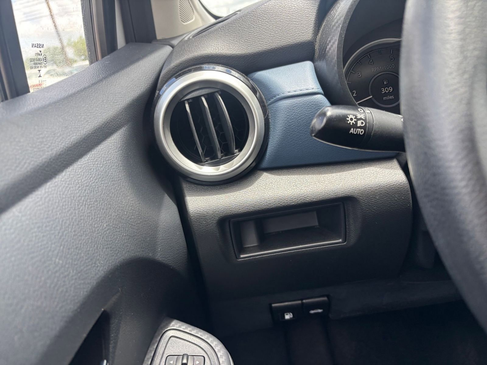 Thumbnail: 2025 Nissan Versa - 32