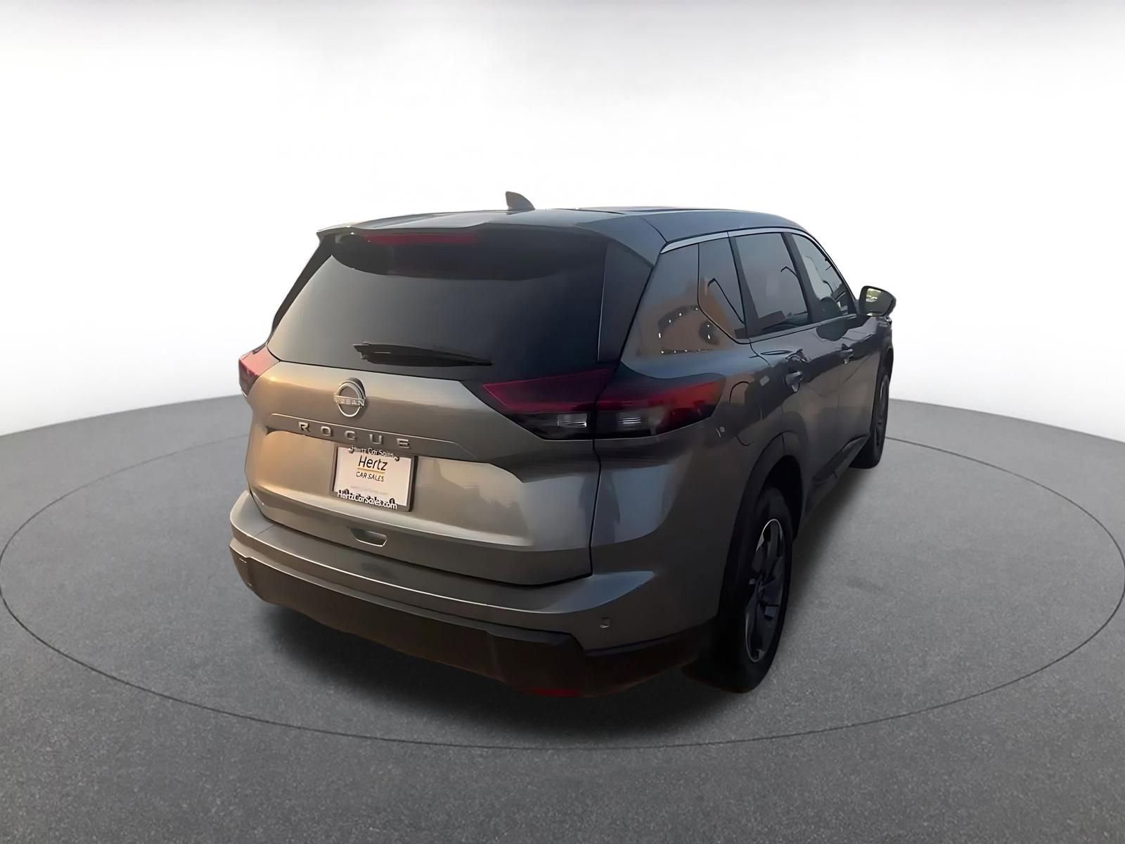 Thumbnail: 2025 Nissan Rogue - 14