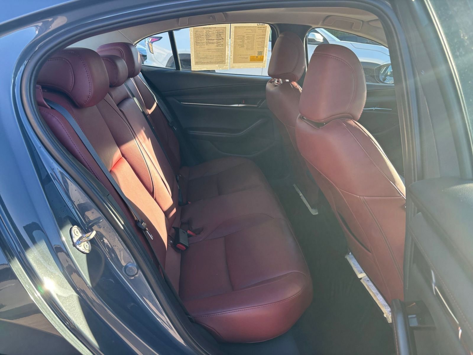 Thumbnail: 2025 Mazda Mazda3 - 23