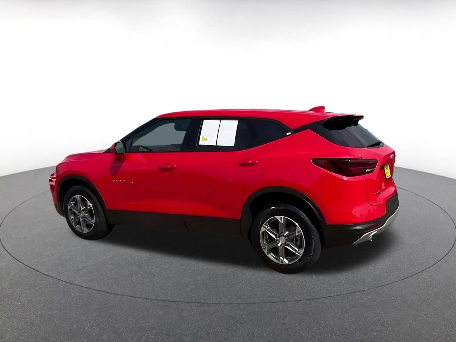Thumbnail: 2026 Chevrolet Blazer - 8