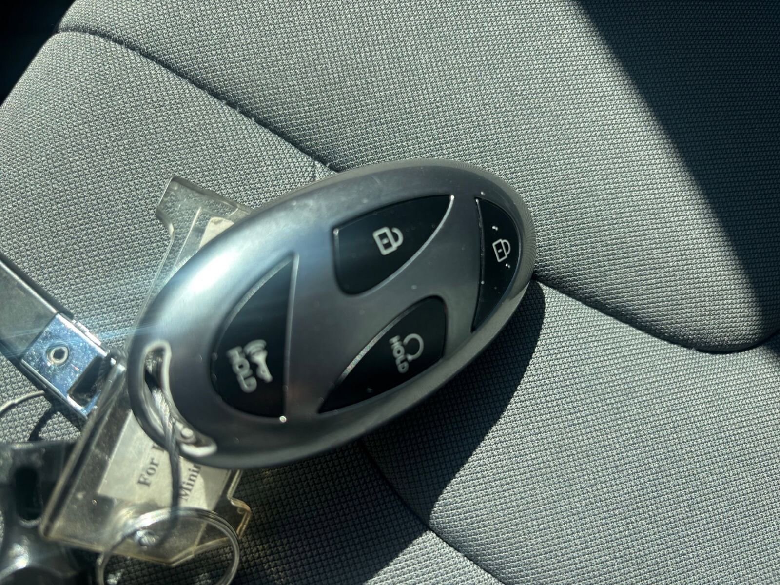 Thumbnail: 2025 Hyundai Elantra - 24