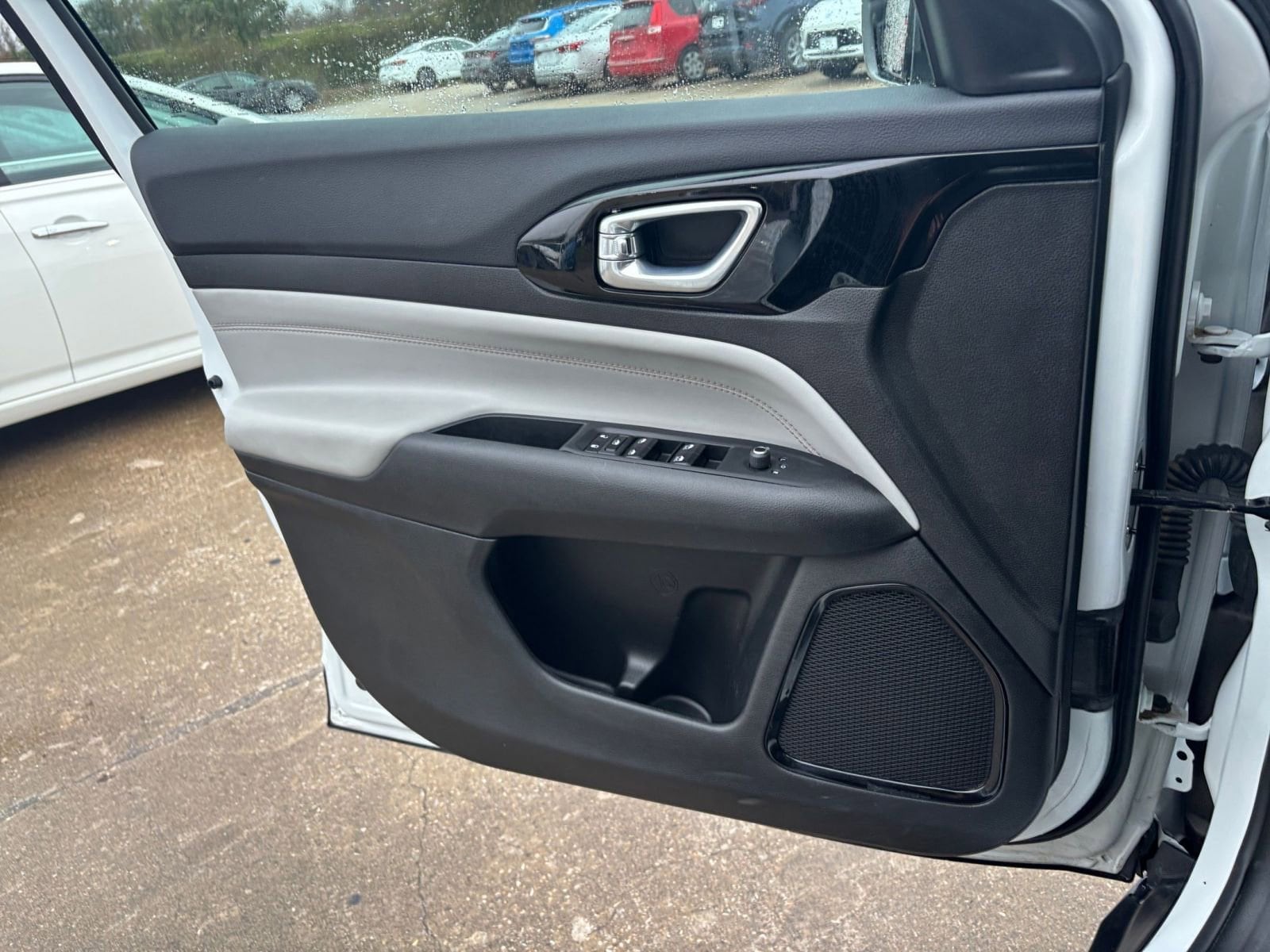 Thumbnail: 2025 Jeep Compass - 20