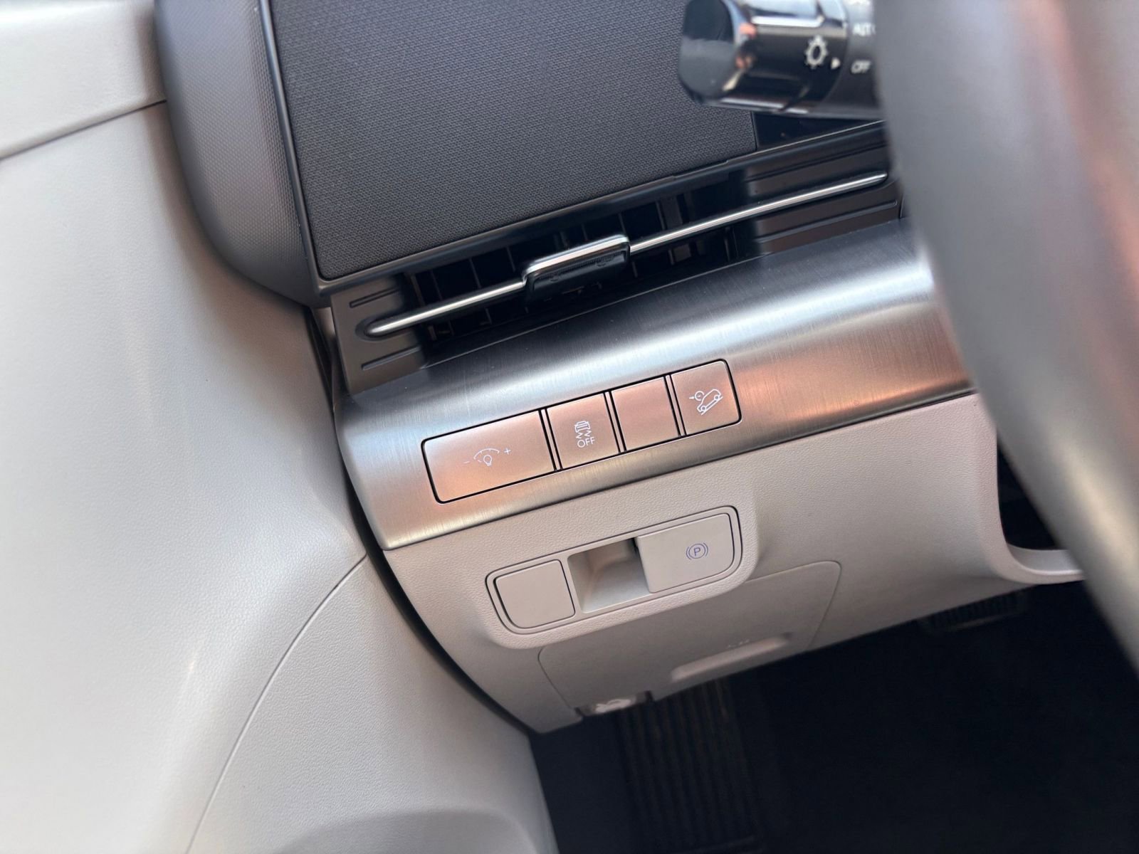 Thumbnail: 2025 Hyundai Kona - 35