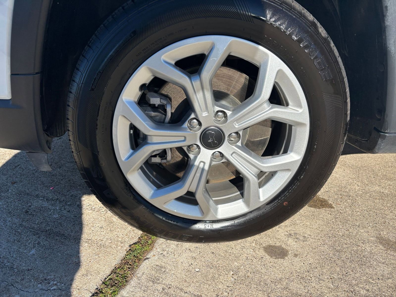 Thumbnail: 2025 Jeep Compass - 29