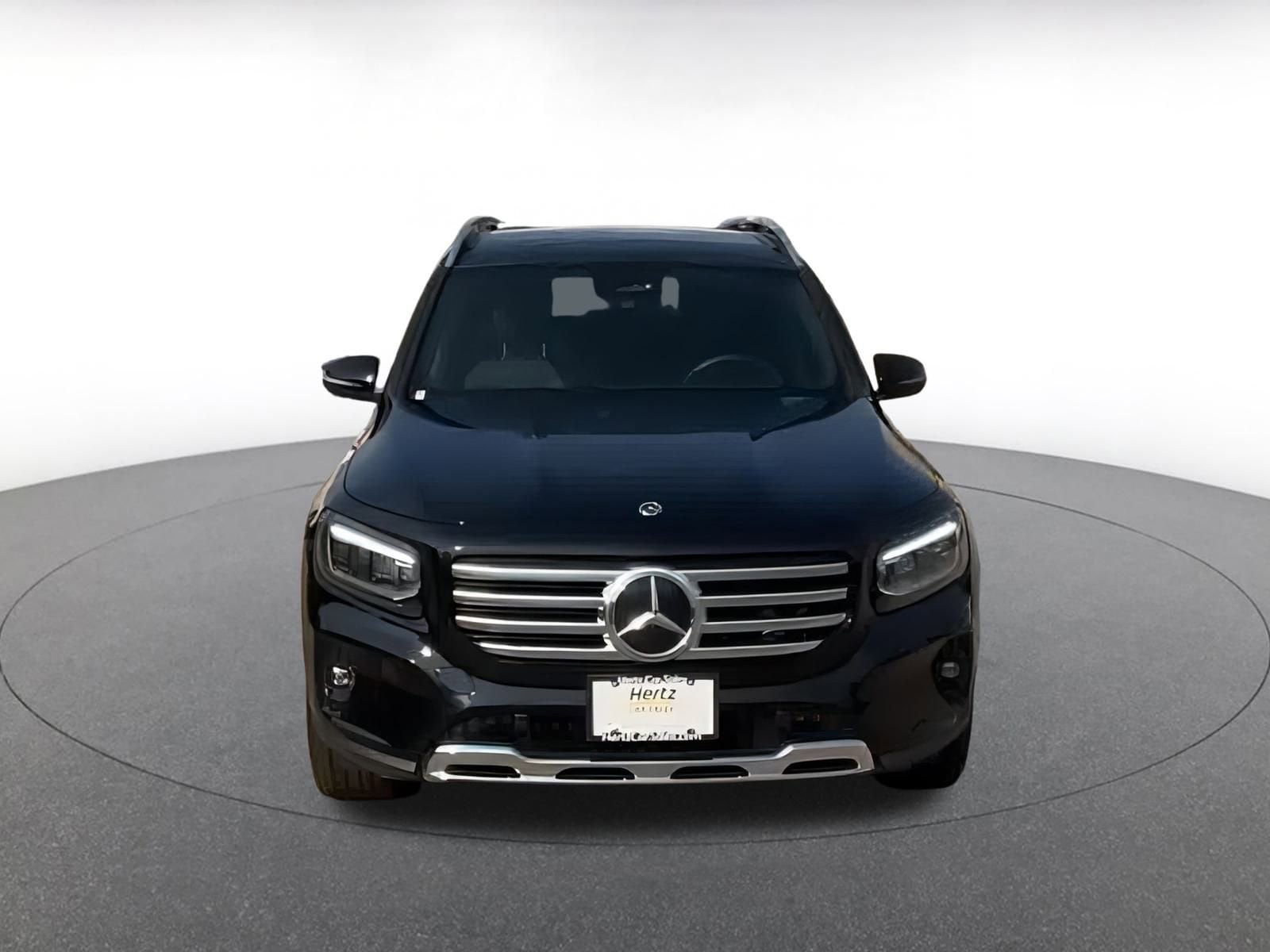 Thumbnail: 2024 Mercedes-Benz GLB - 4