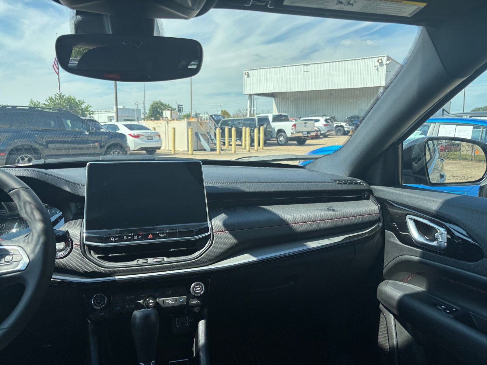 Thumbnail: 2025 Jeep Compass - 33