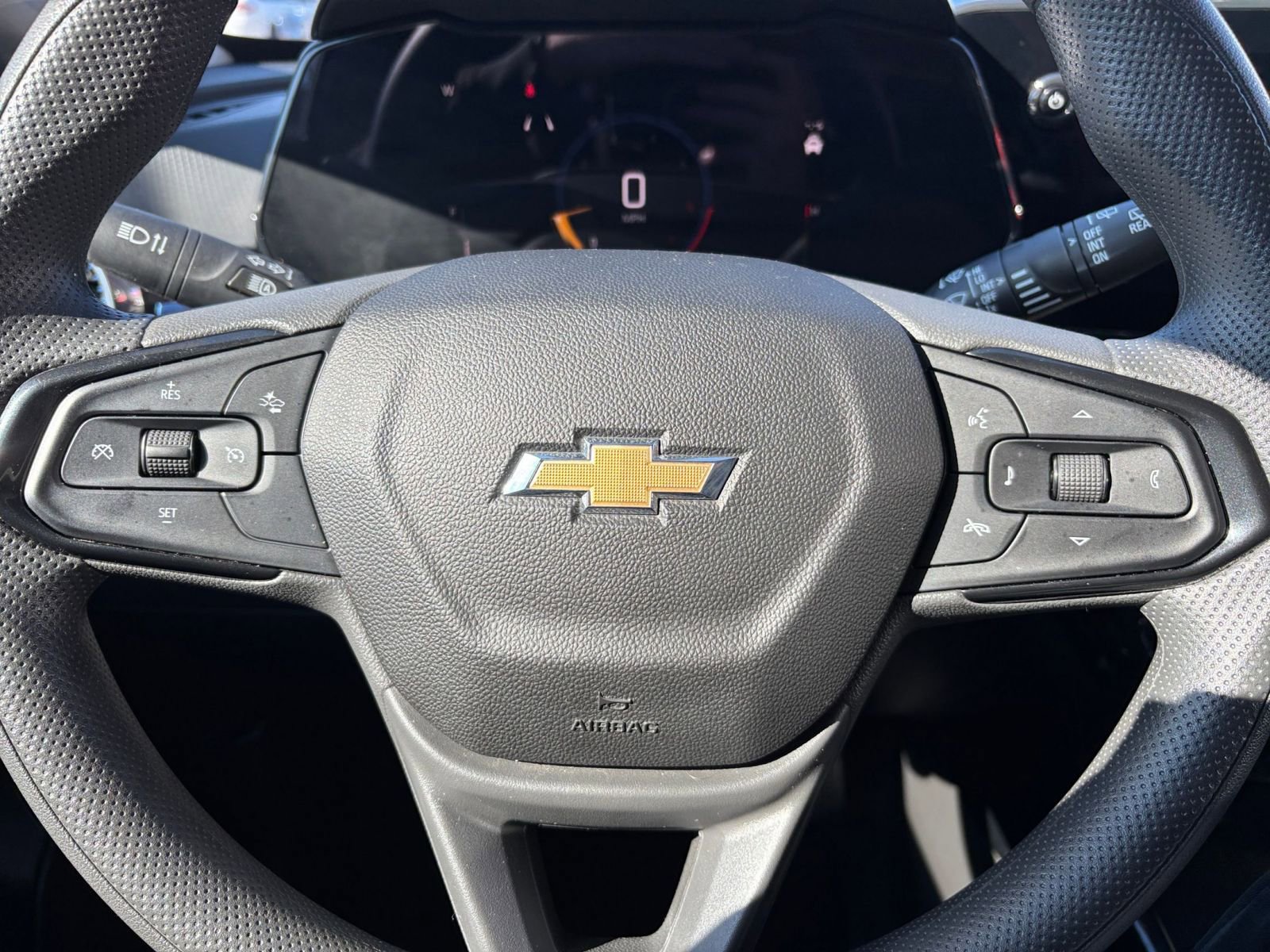 Thumbnail: 2025 Chevrolet Trax - 27