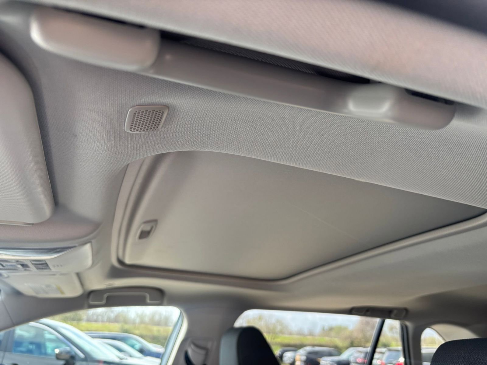 Thumbnail: 2025 Toyota RAV4 - 28