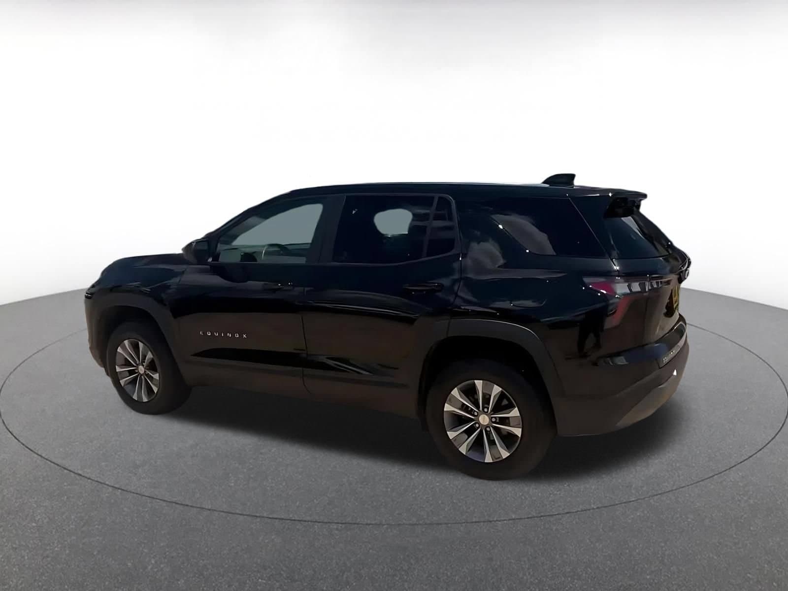 Thumbnail: 2025 Chevrolet Equinox - 9