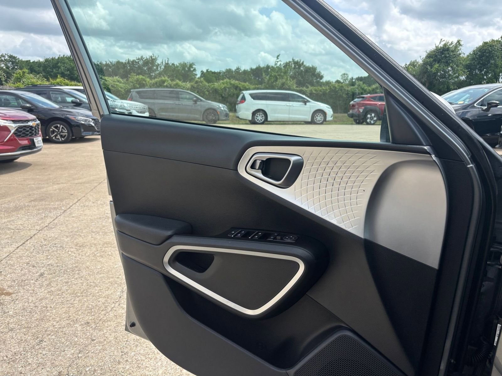 Thumbnail: 2025 Kia Soul - 18