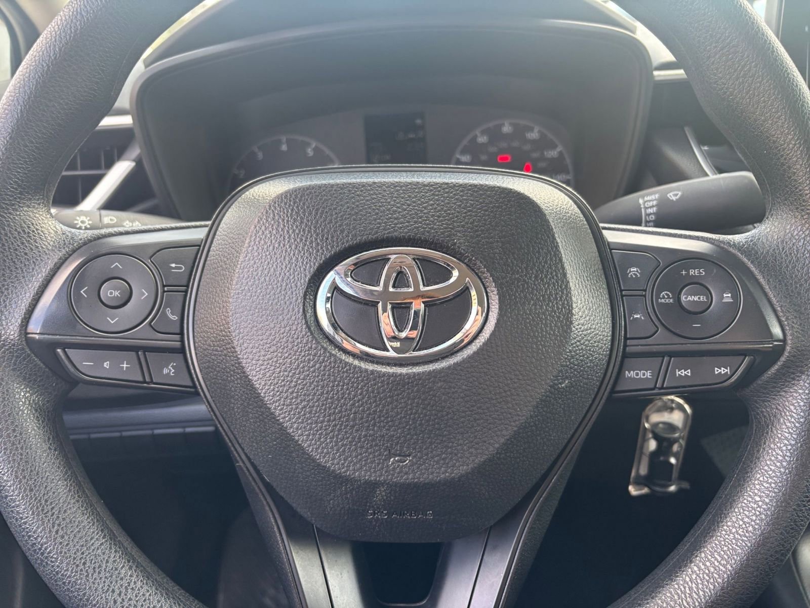 Thumbnail: 2025 Toyota Corolla - 25