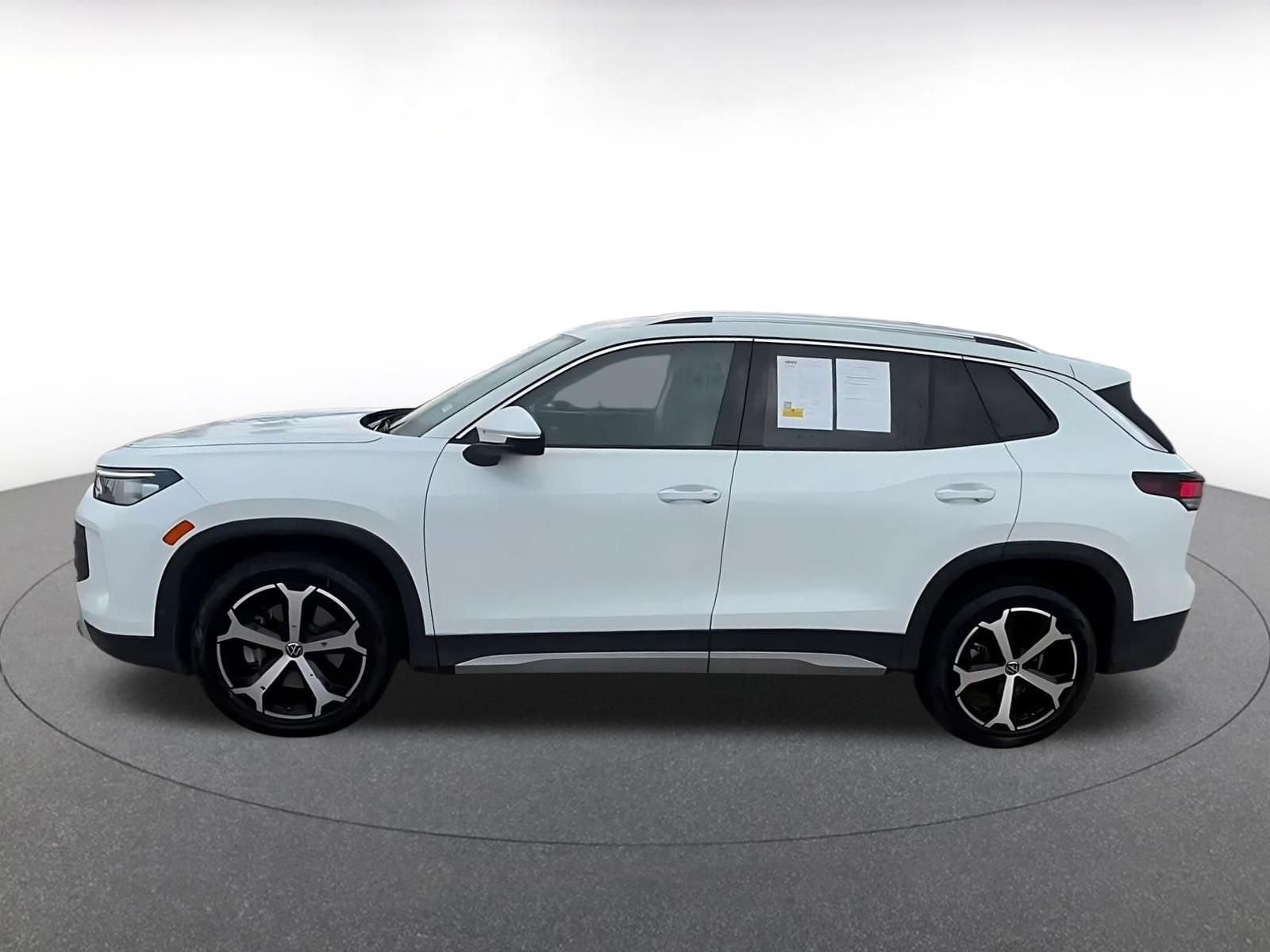 Thumbnail: 2026 Volkswagen Tiguan - 8