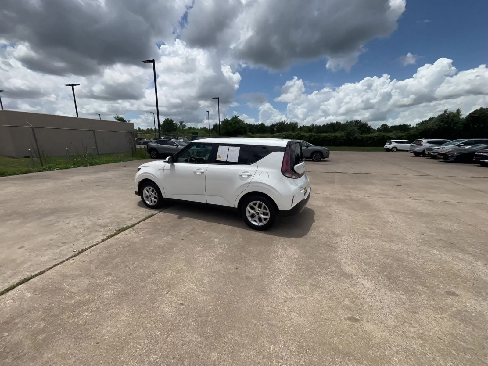 Thumbnail: 2025 Kia Soul - 16