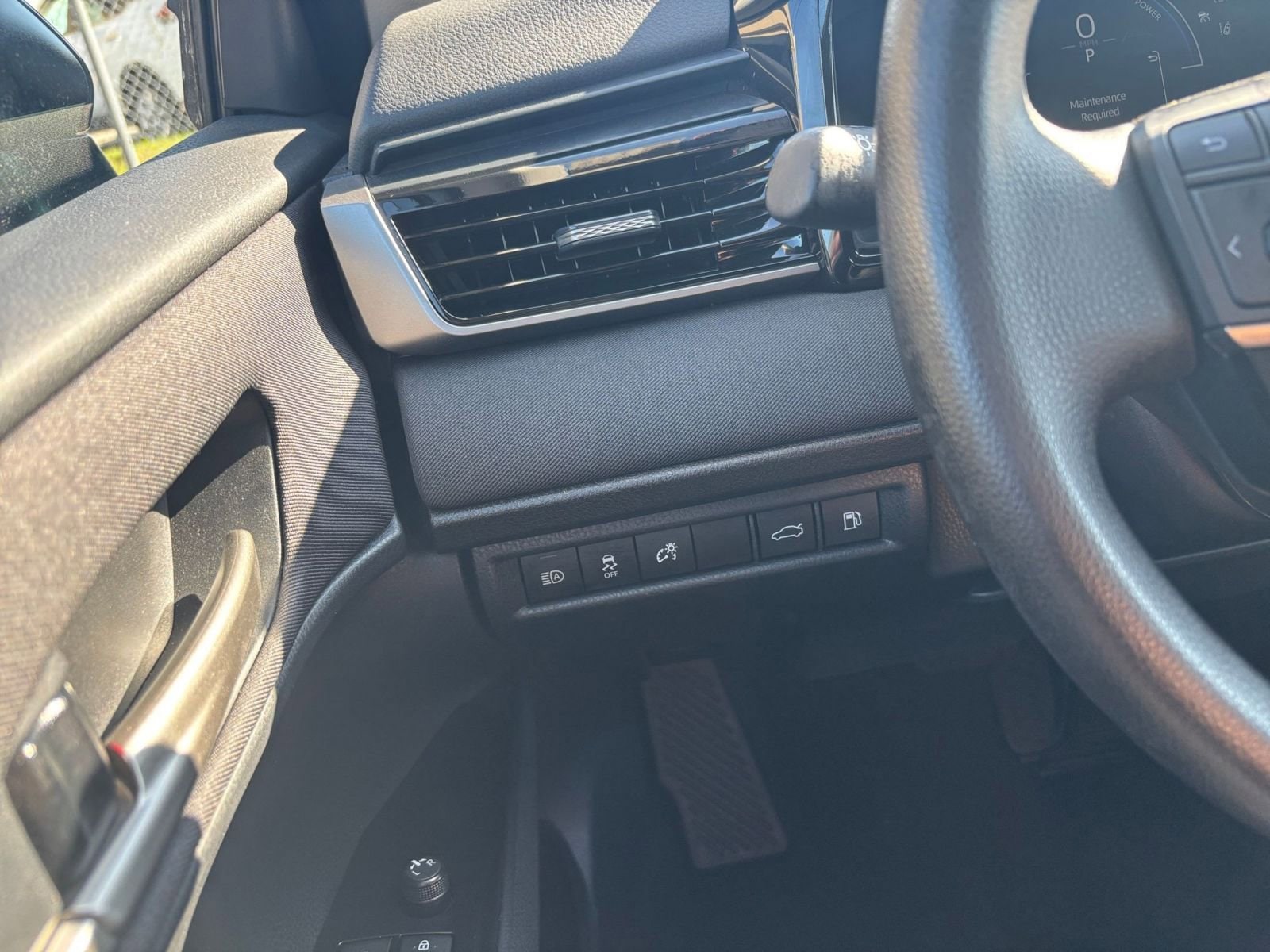 Thumbnail: 2025 Toyota Camry - 33