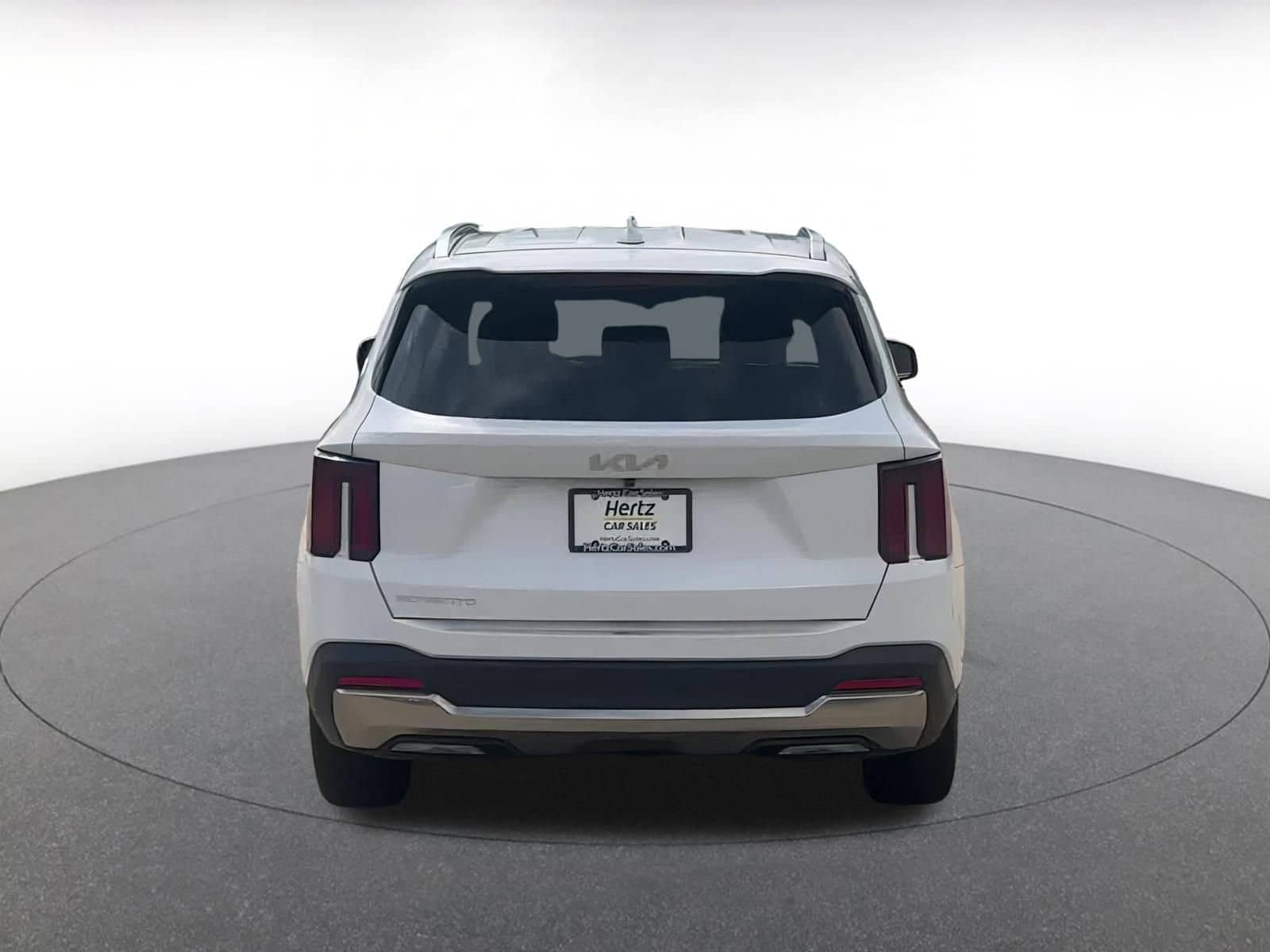 2024 Kia Sorento S 10