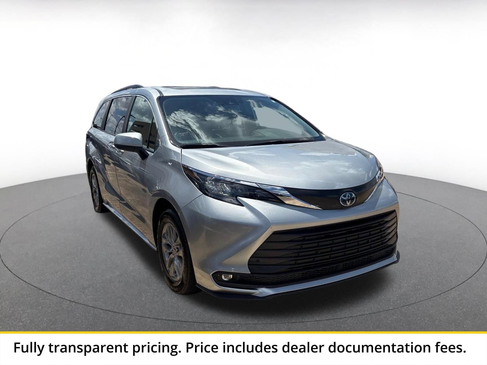 Thumbnail: 2025 Toyota Sienna - 1