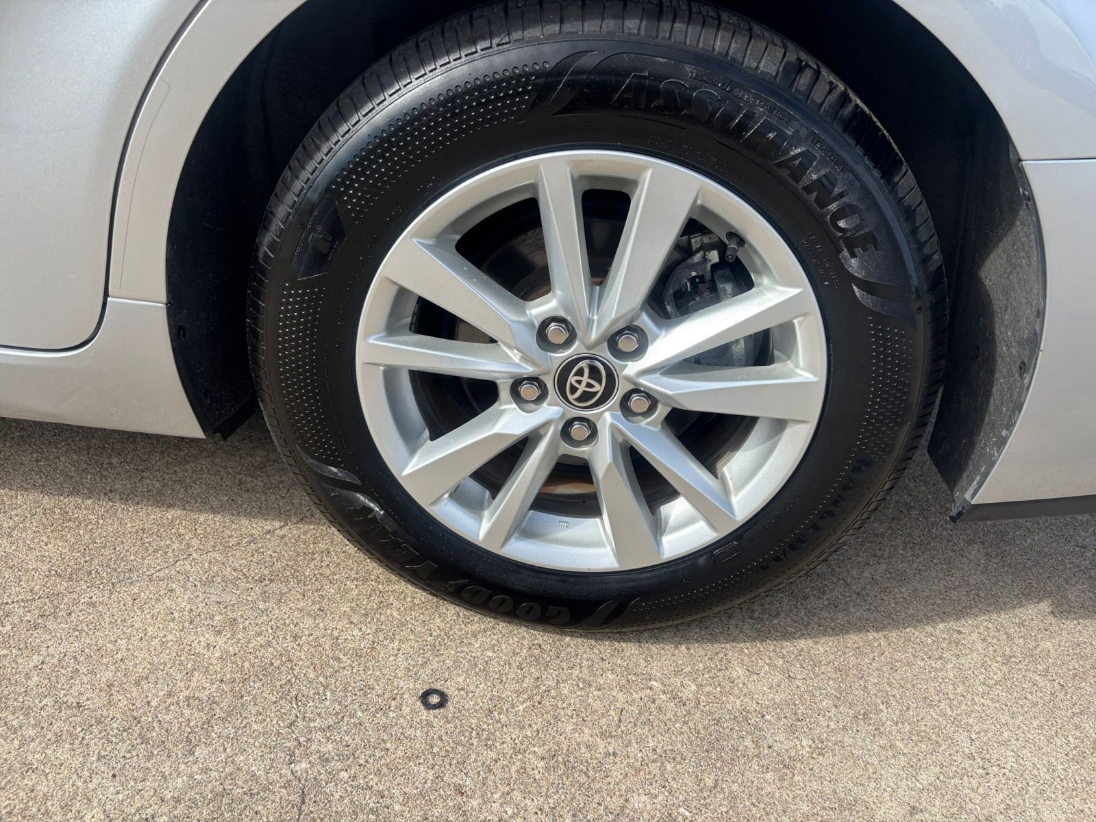 Thumbnail: 2025 Toyota Camry - 29