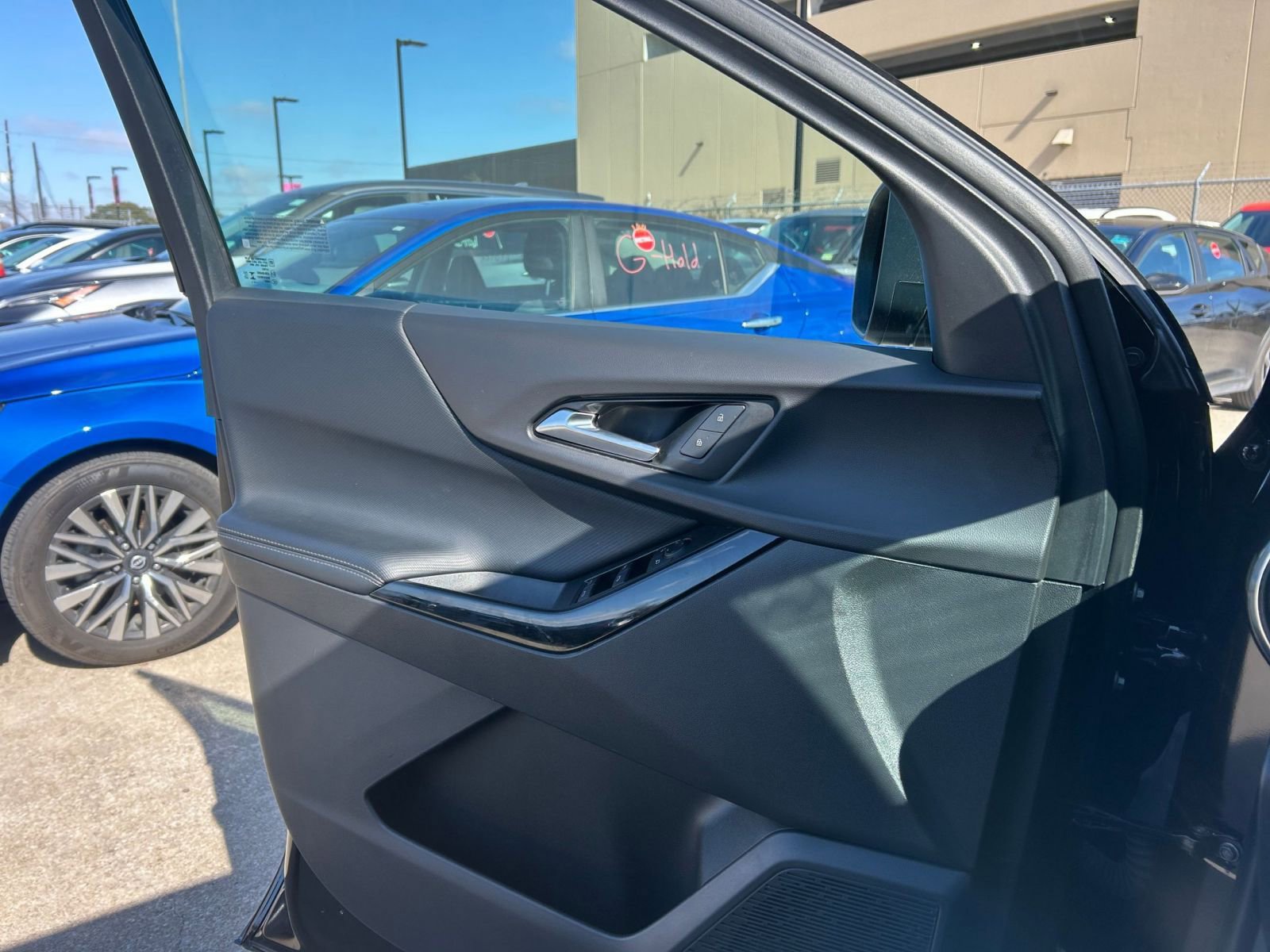 Thumbnail: 2025 Chevrolet Equinox - 18