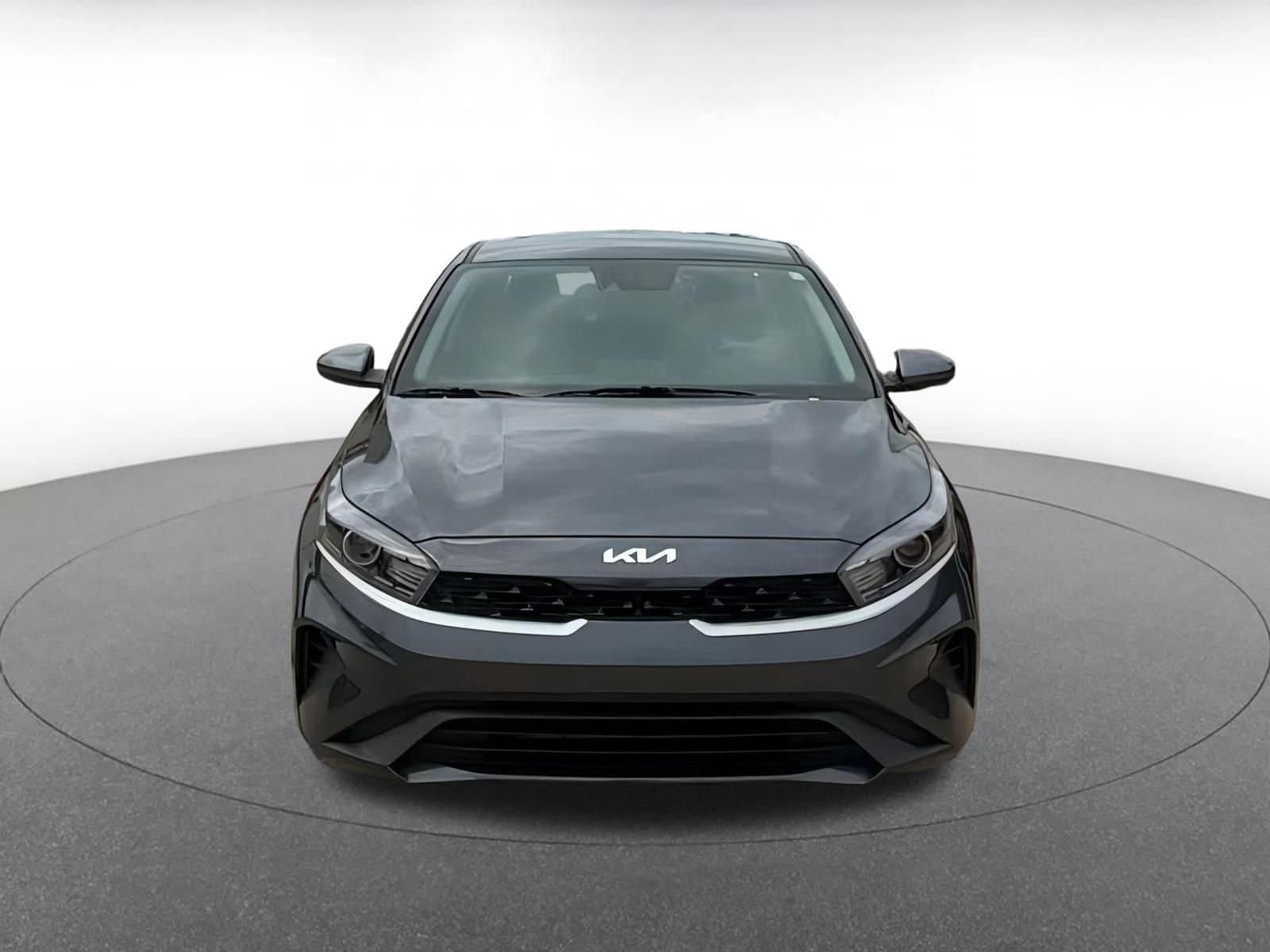 2024 Kia Forte LXS 4