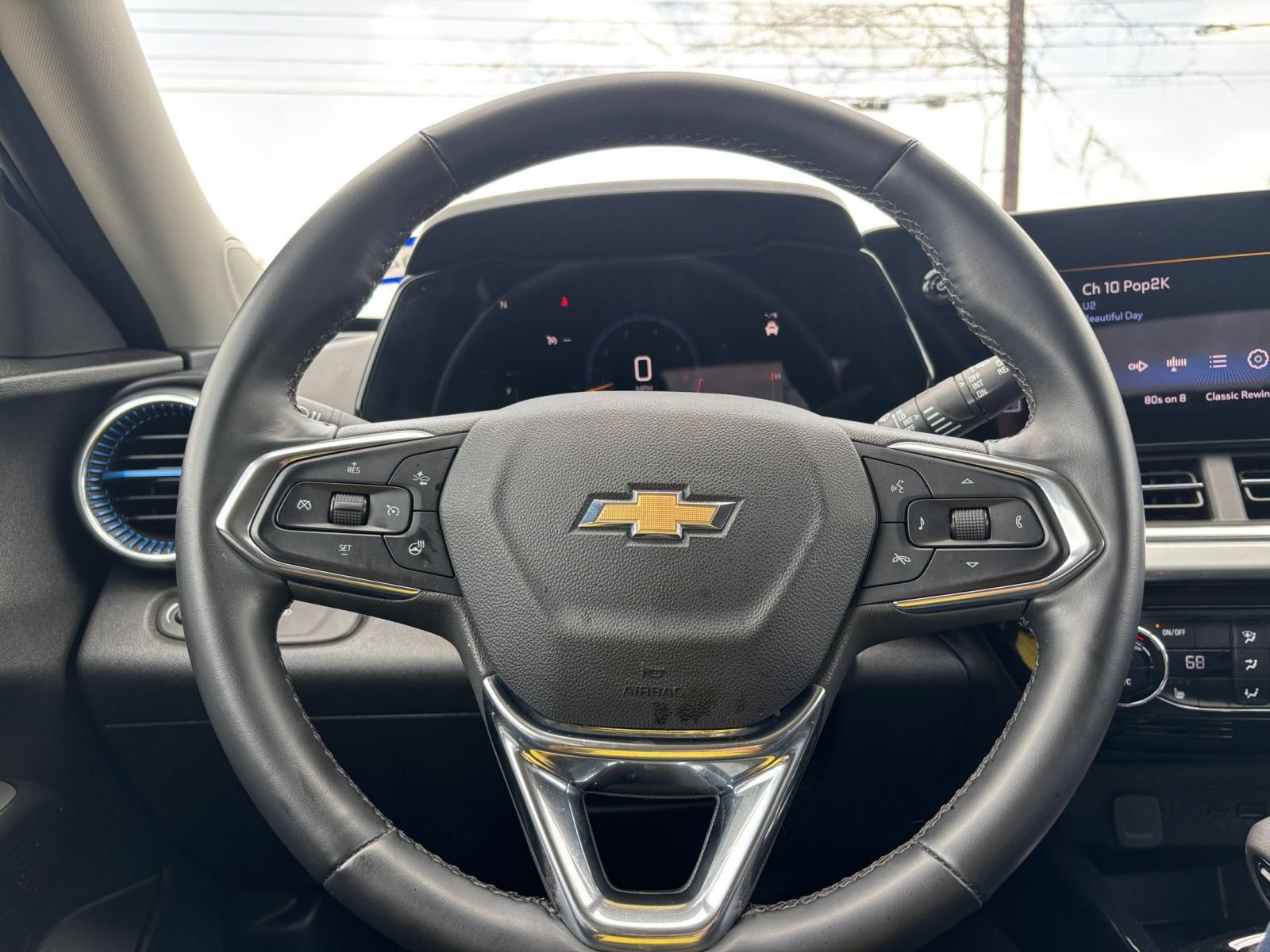 Thumbnail: 2025 Chevrolet Trax - 26