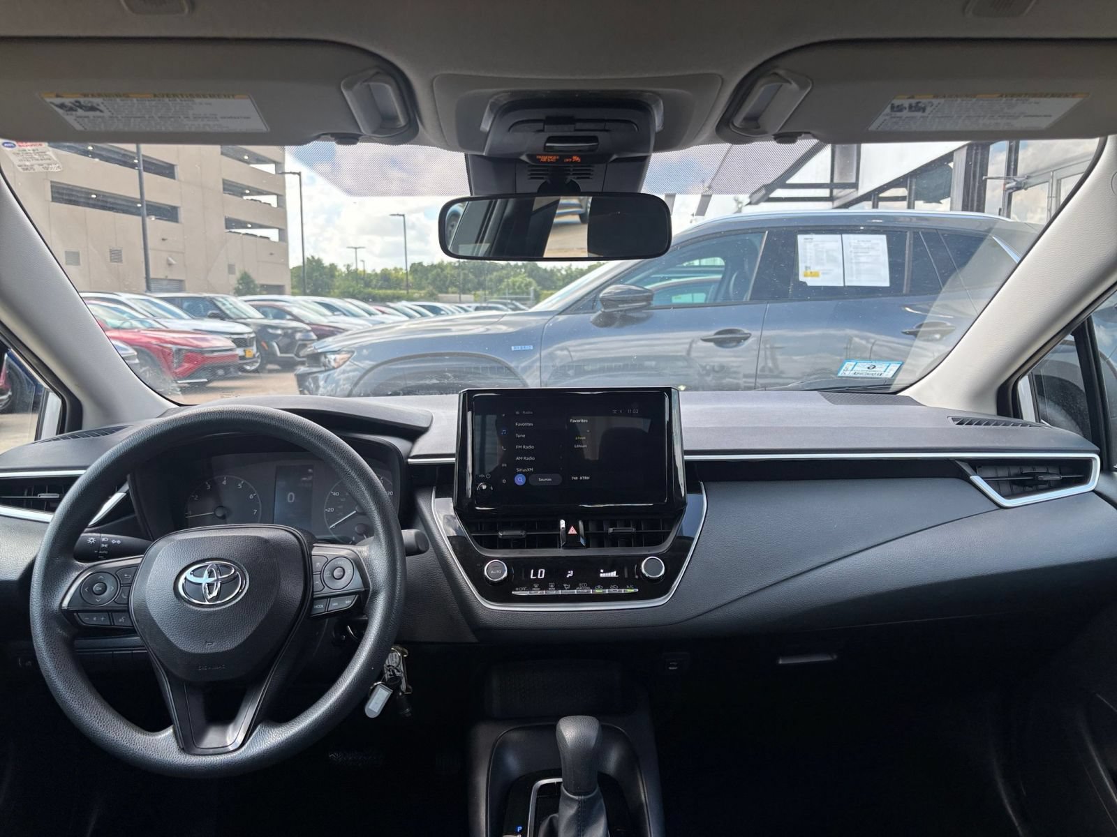 Thumbnail: 2025 Toyota Corolla - 30