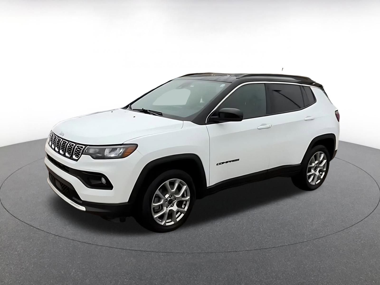 Thumbnail: 2025 Jeep Compass - 8