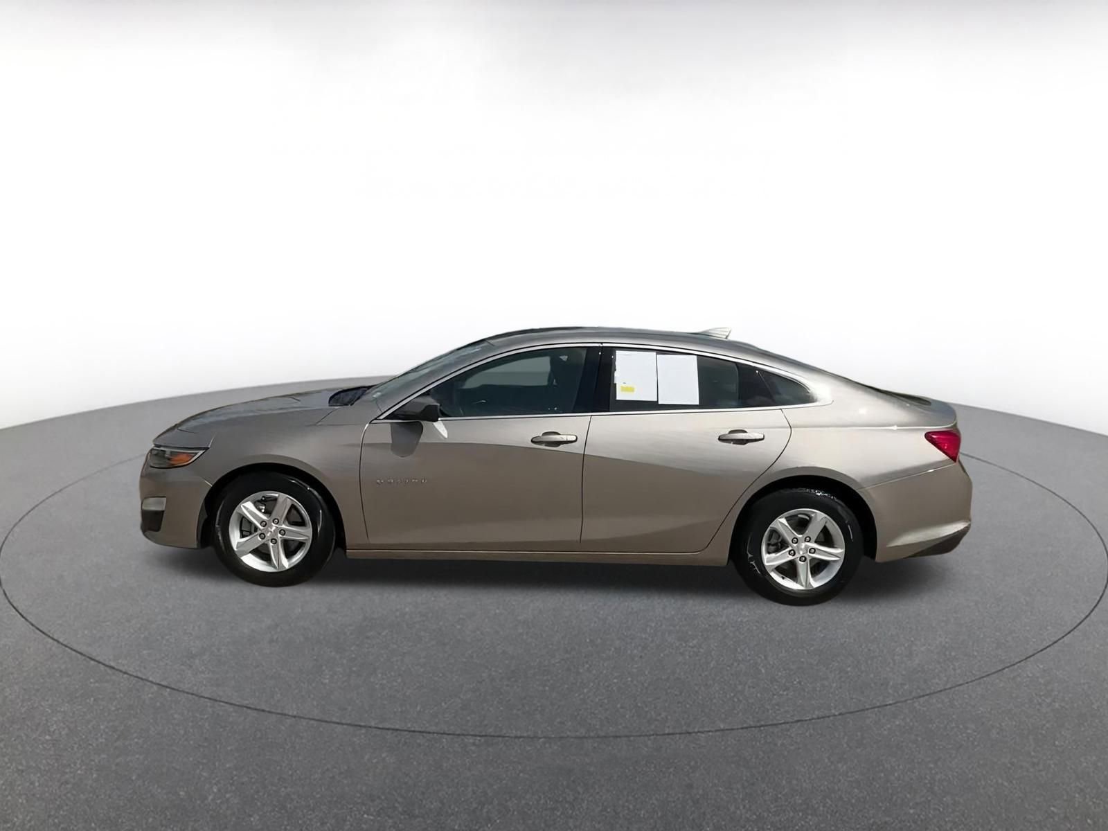 Thumbnail: 2024 Chevrolet Malibu - 7