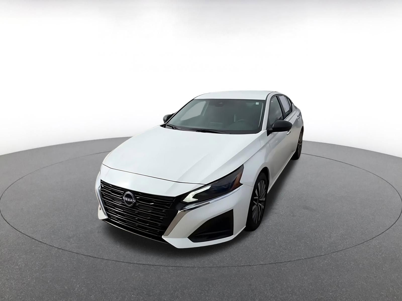 Thumbnail: 2025 Nissan Altima - 7