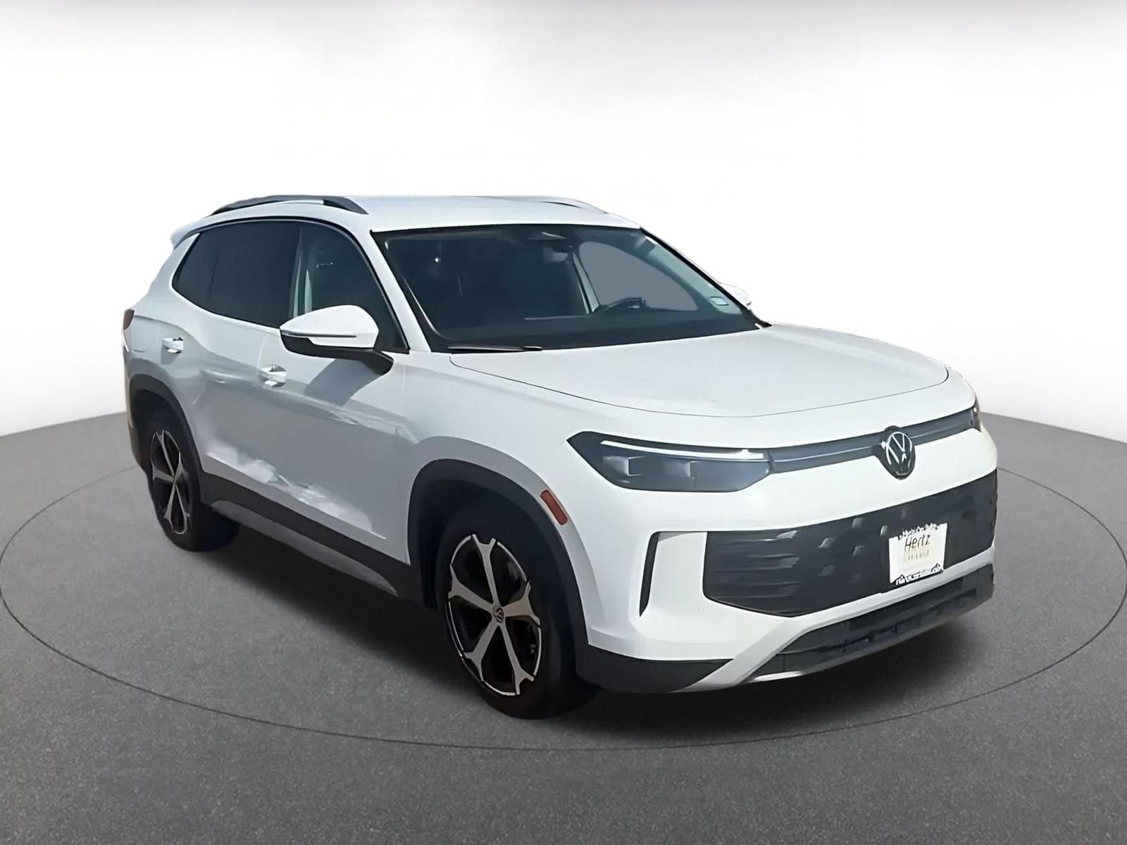 Thumbnail: 2026 Volkswagen Tiguan - 3