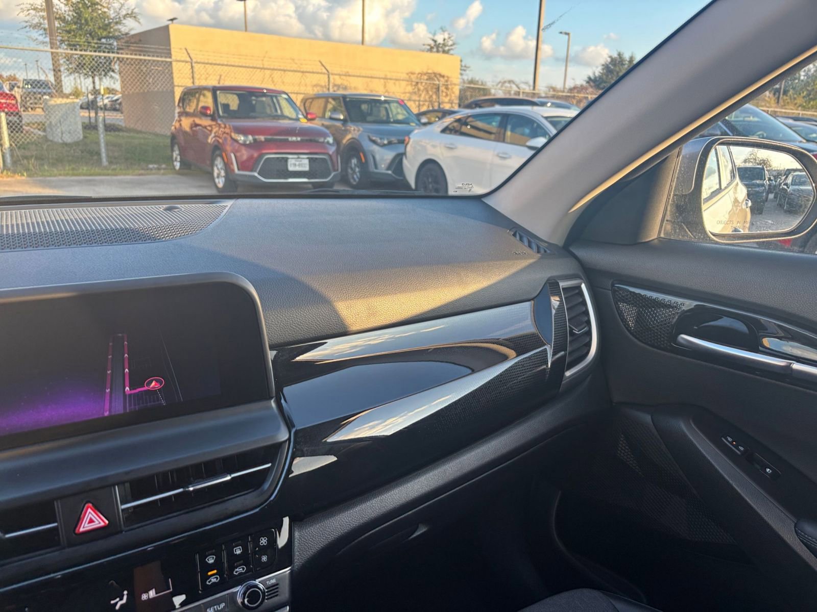 Thumbnail: 2025 Kia Seltos - 33