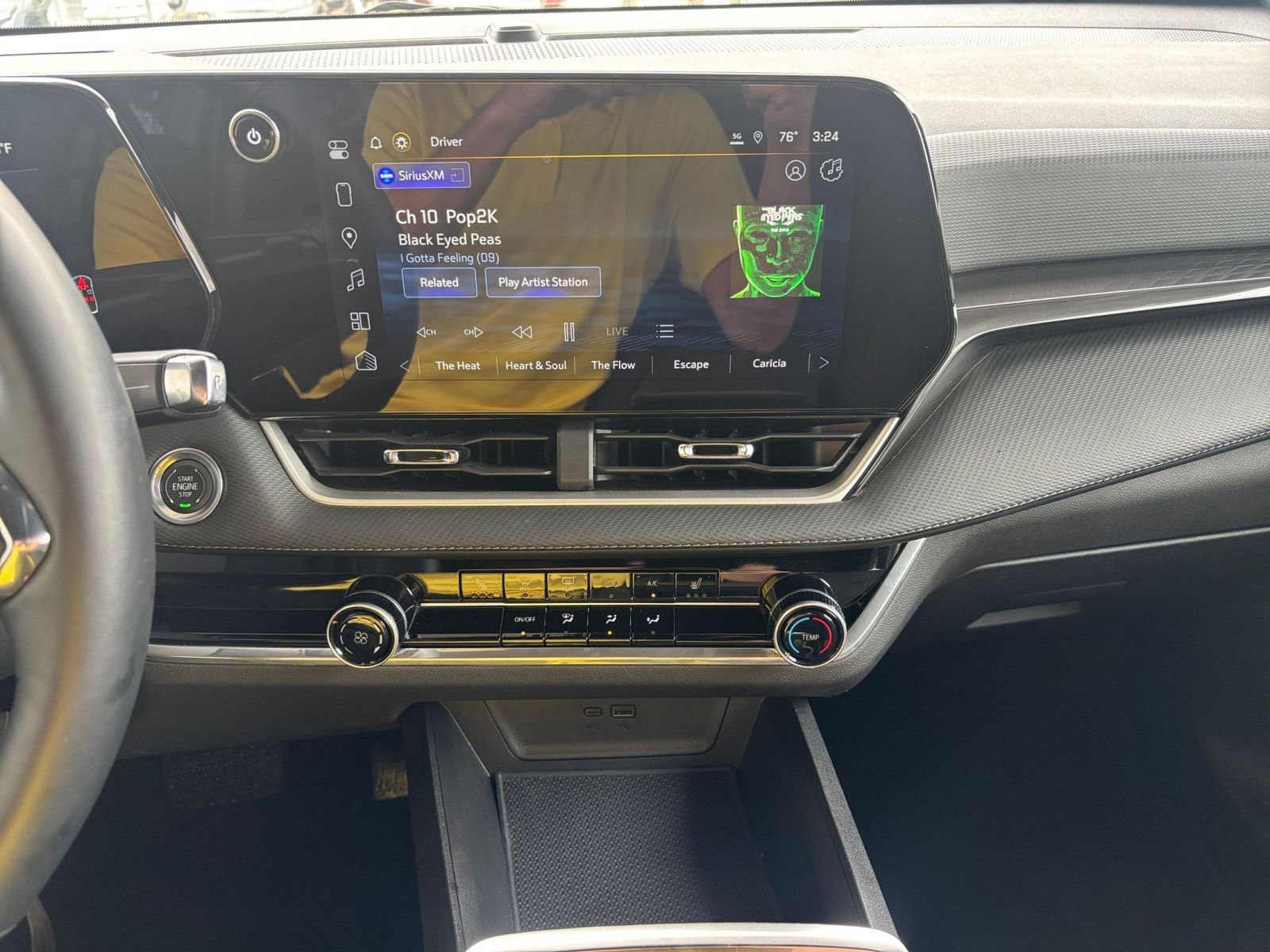 Thumbnail: 2025 Chevrolet Equinox - 17