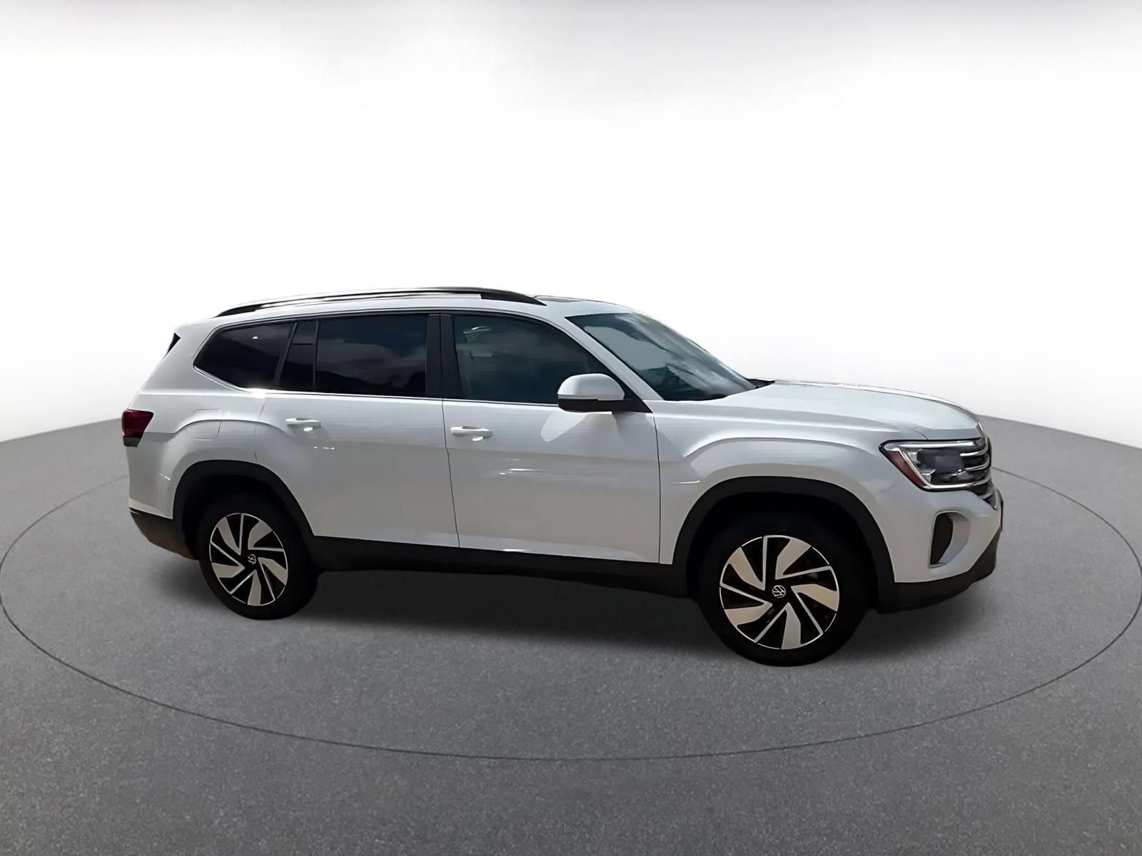 Thumbnail: 2026 Volkswagen Atlas - 2