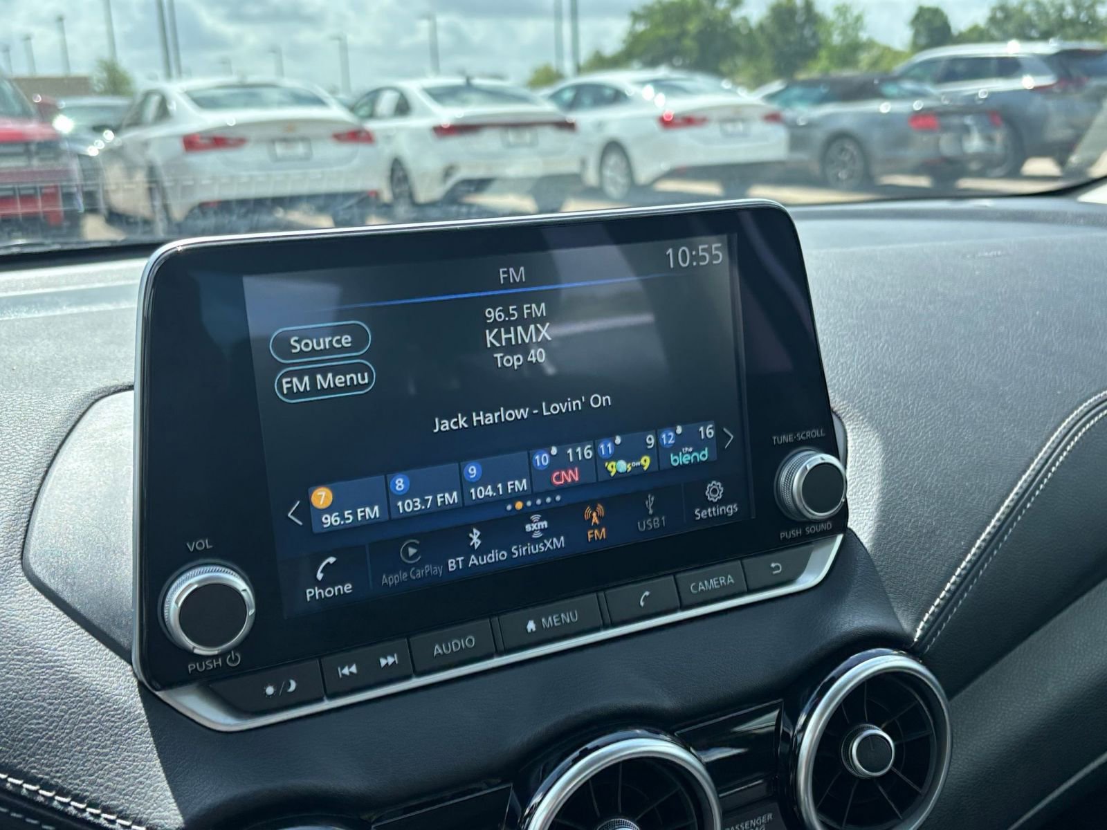2024 Nissan Sentra SV 17