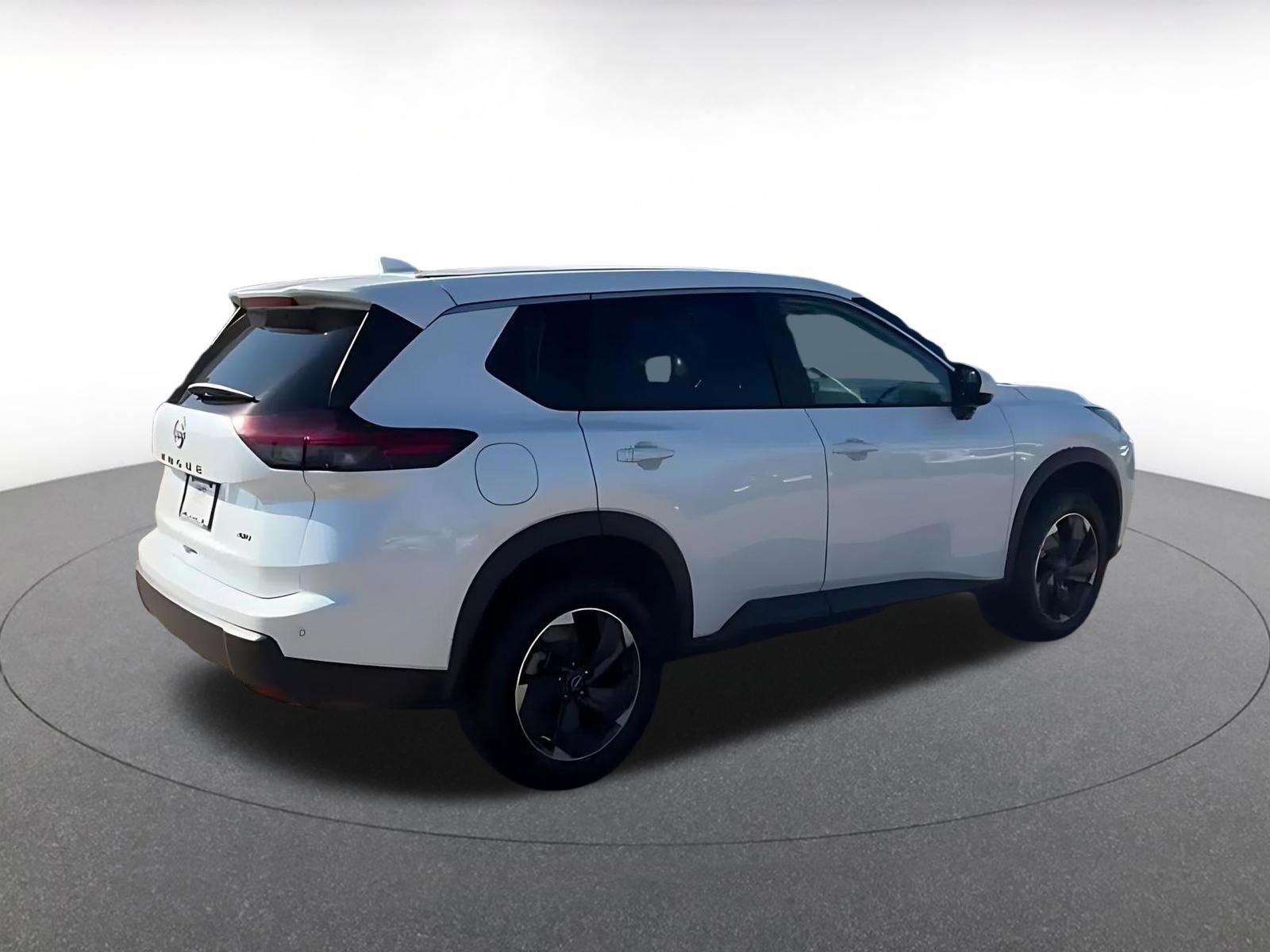 Thumbnail: 2025 Nissan Rogue - 15