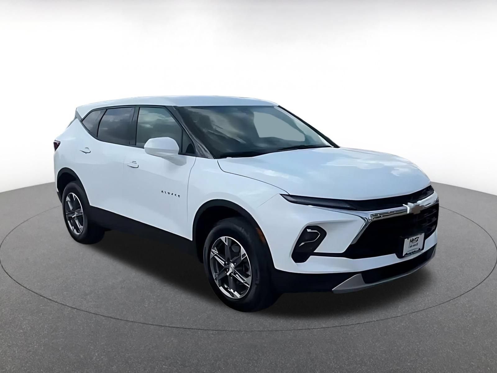 Thumbnail: 2026 Chevrolet Blazer - 2