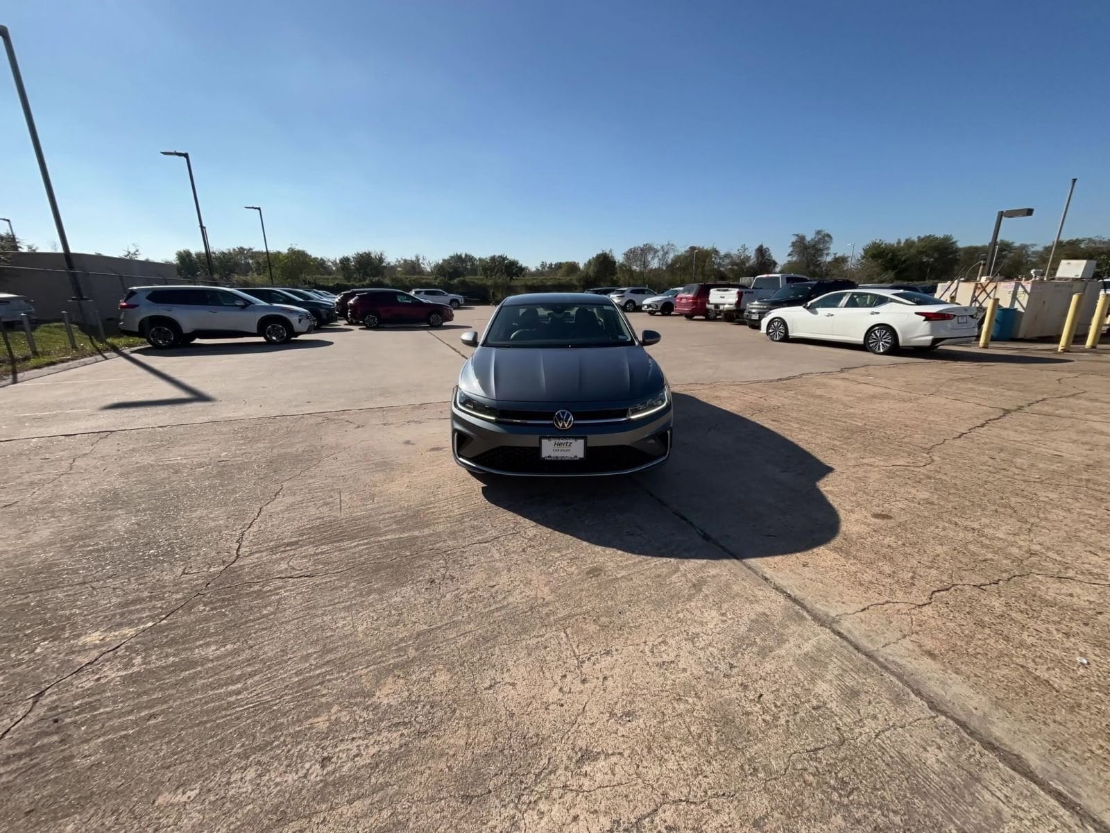 Thumbnail: 2025 Volkswagen Jetta - 16