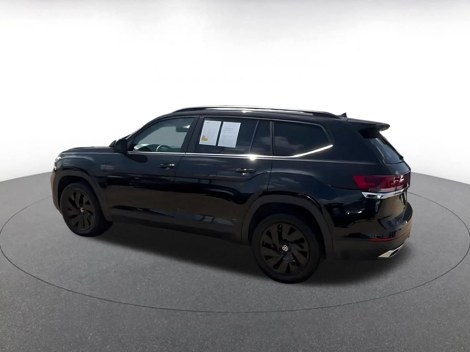 Thumbnail: 2026 Volkswagen Atlas - 8