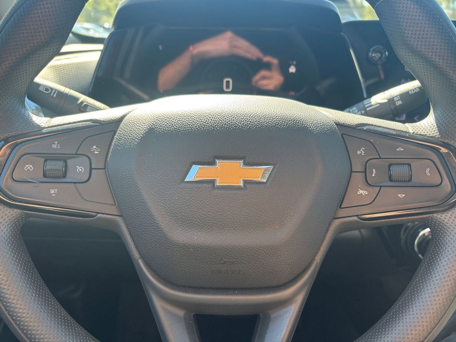 Thumbnail: 2025 Chevrolet Trax - 25