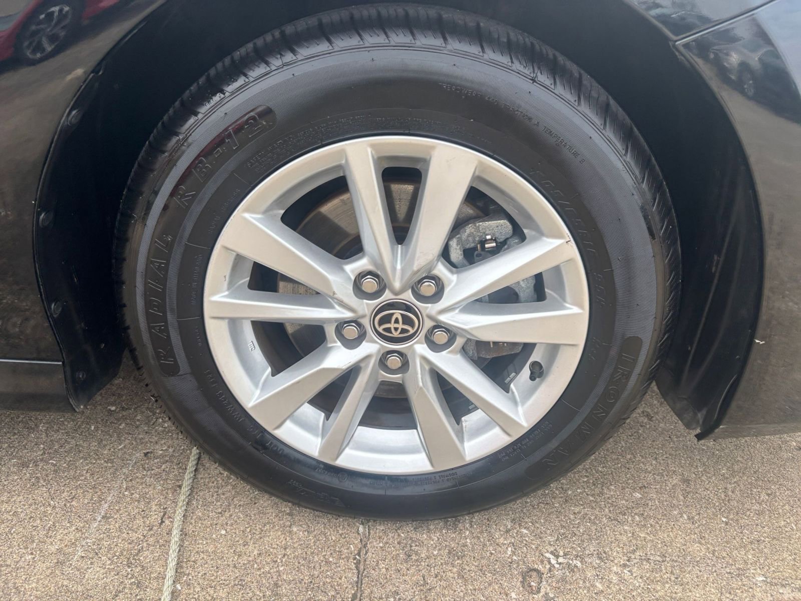 Thumbnail: 2025 Toyota Camry - 29