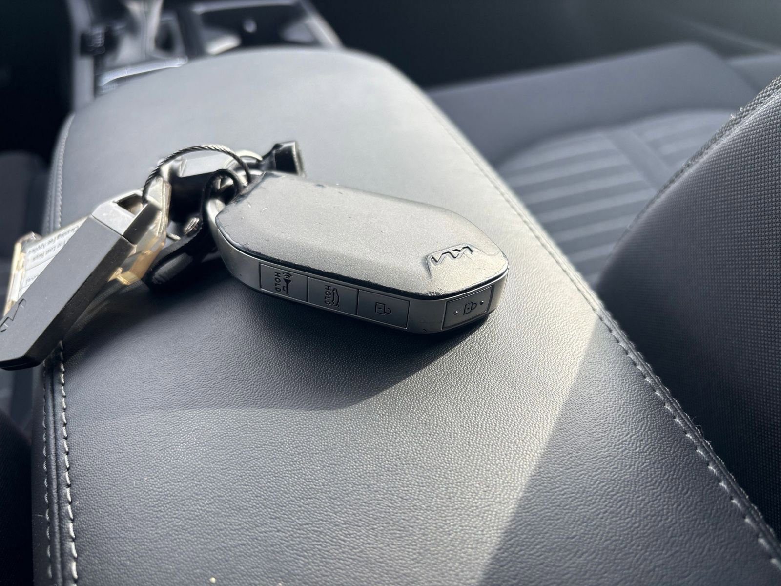 Thumbnail: 2025 Kia K5 - 21