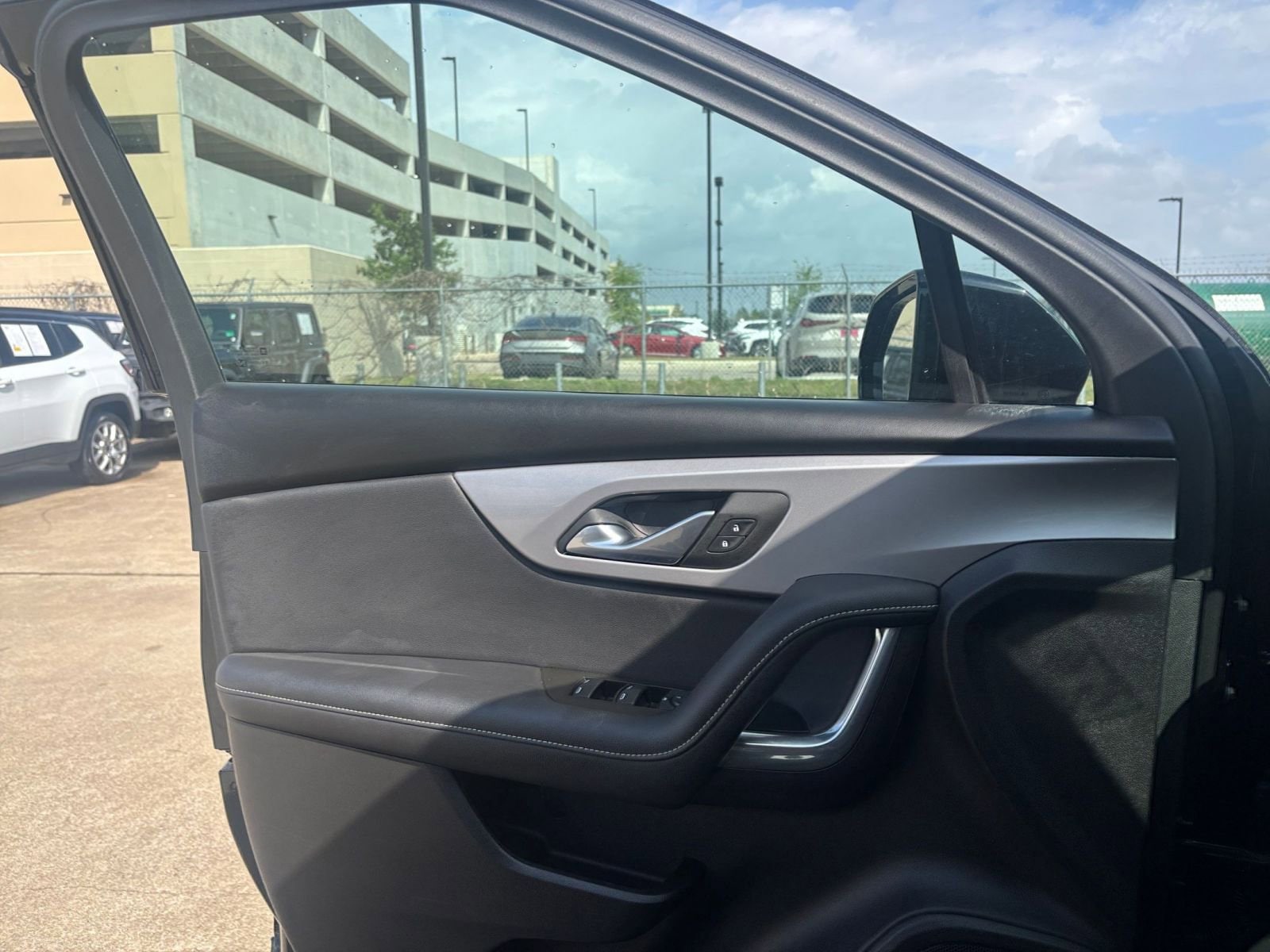 Thumbnail: 2025 Chevrolet Blazer - 18