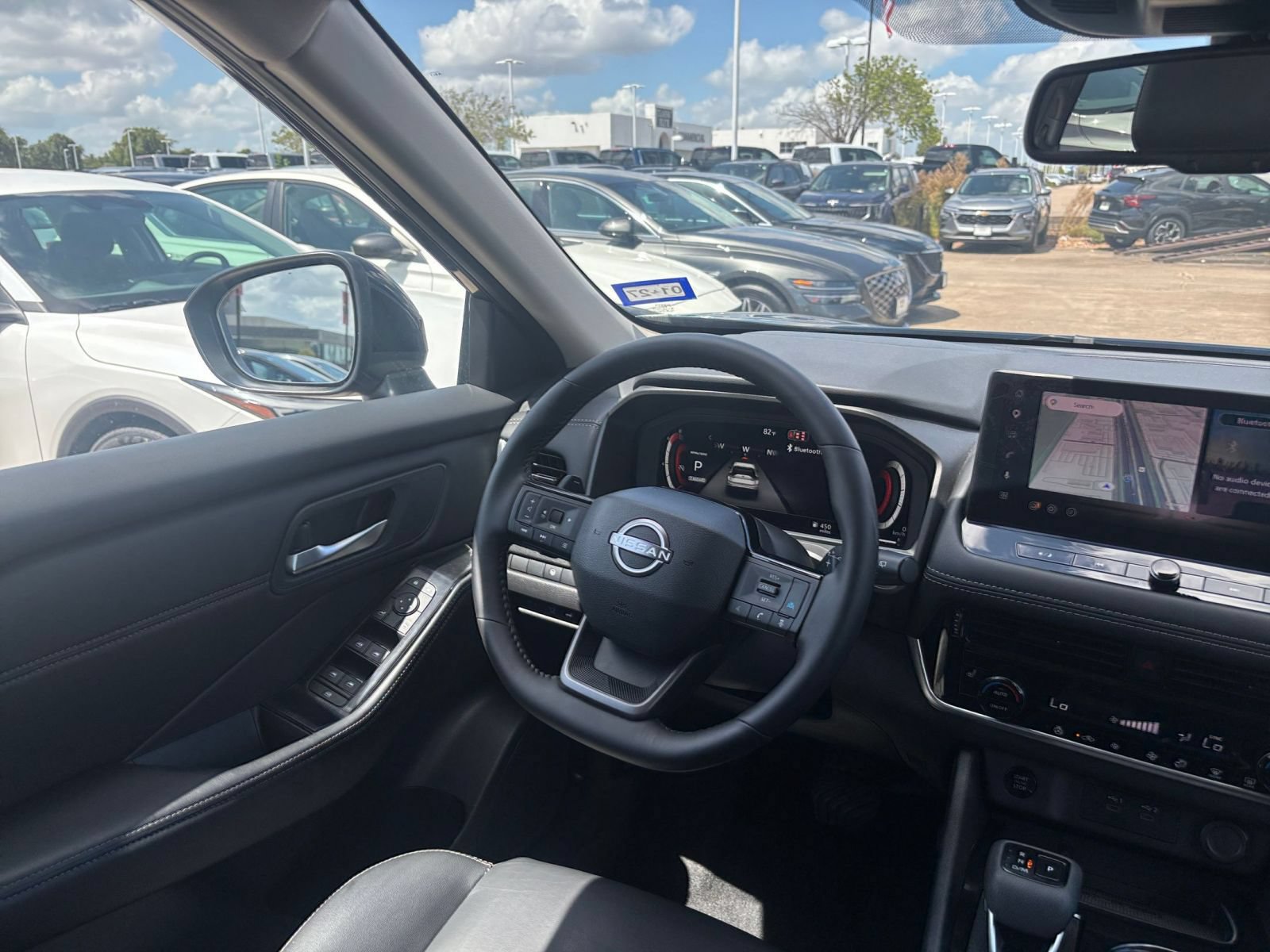 Thumbnail: 2026 Nissan Rogue - 32