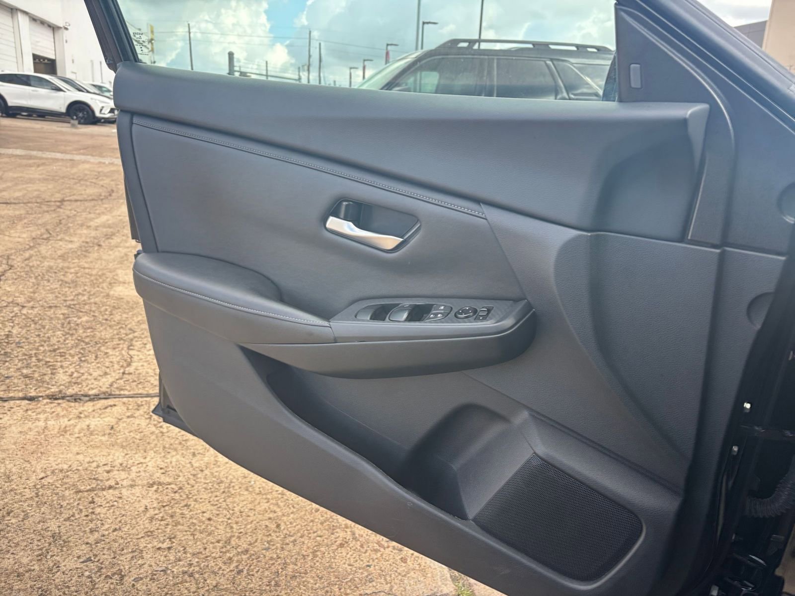 Thumbnail: 2024 Nissan Sentra - 20