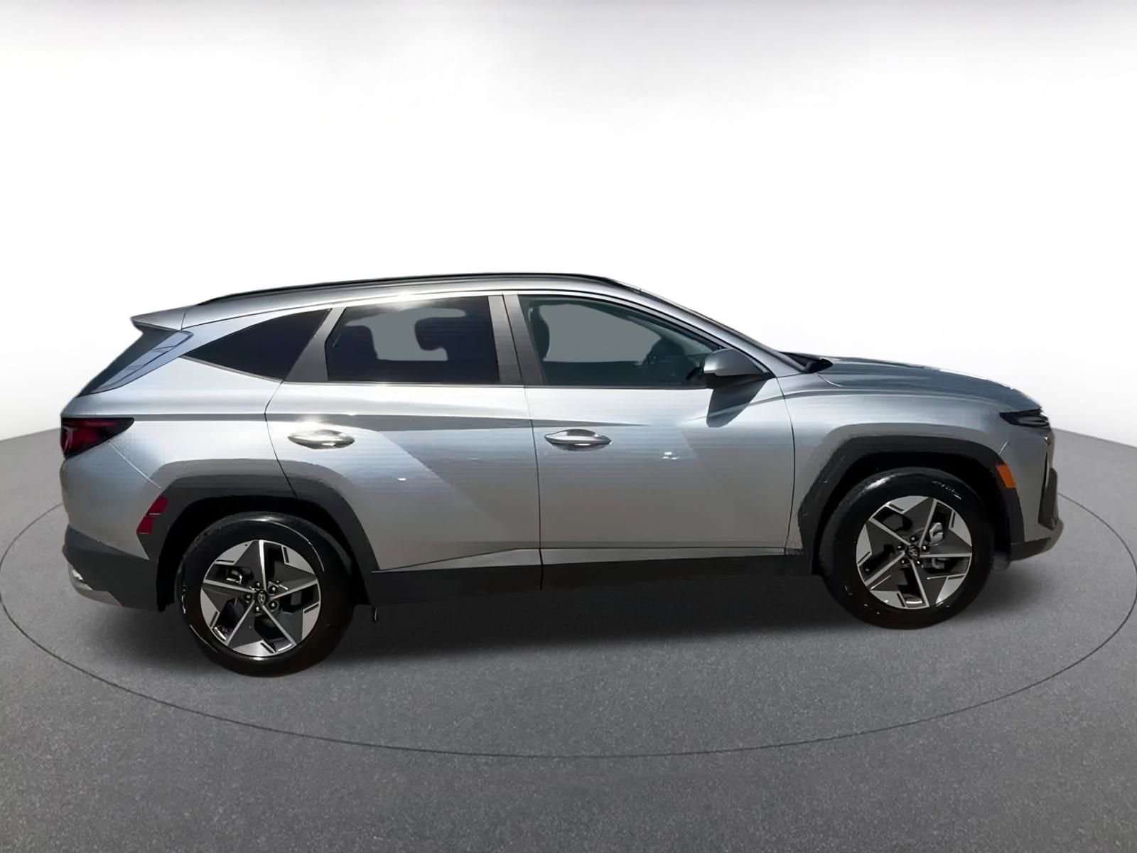 Thumbnail: 2025 Hyundai Tucson - 16